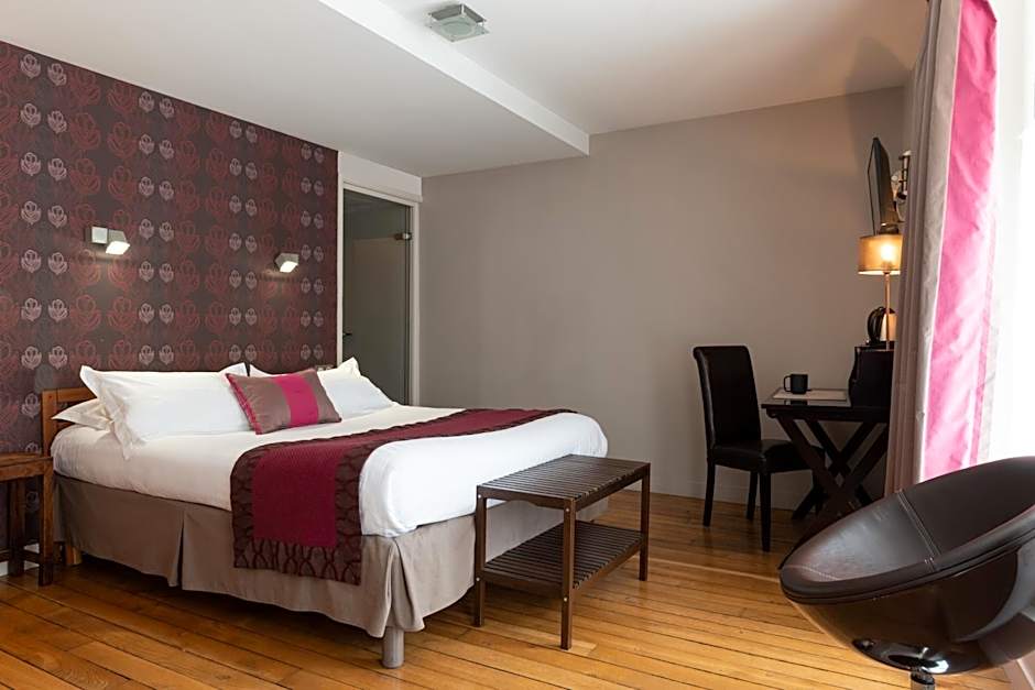 Photo 1 of 8 of Superior 1 Double Bed or 2 Beds