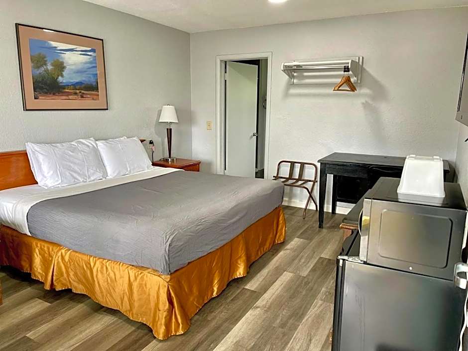 The L Motel Downtown/NAU Conference Center
