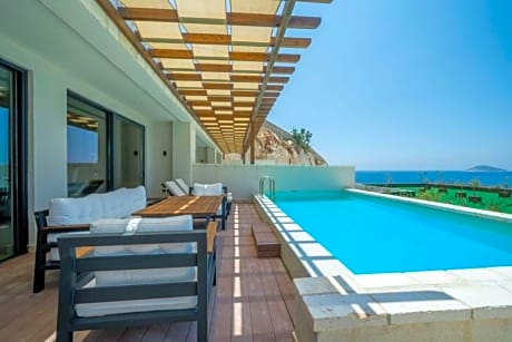 Junior Suite, Sea View with Private Pool