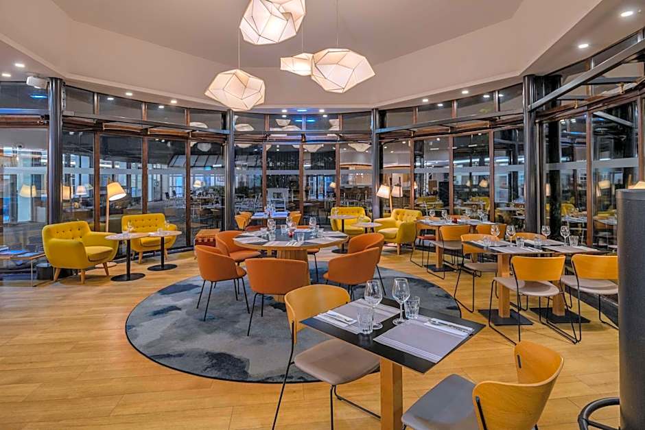 DoubleTree by Hilton Paris Bougival