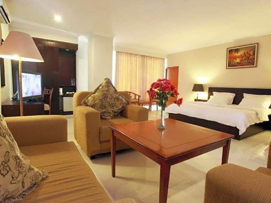 Plaza Hotel Tegal