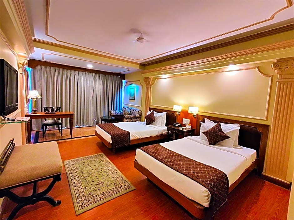 Hotel Tuli International