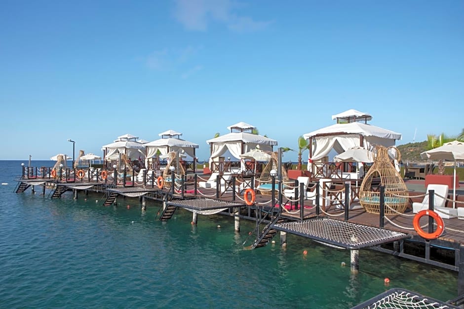 Granada Luxury Okurcalar