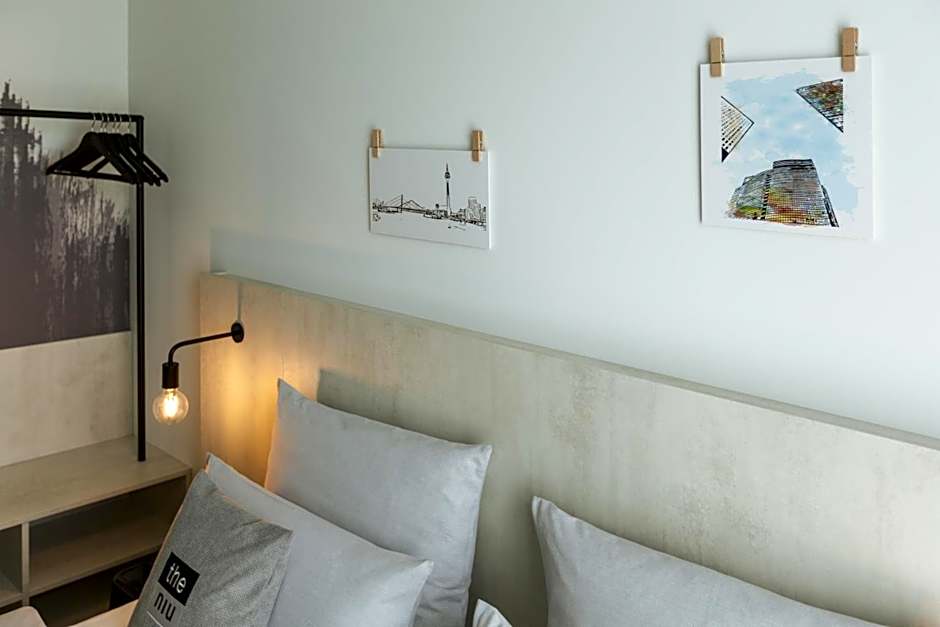 Holiday Inn - the niu, Tab Dusseldorf Main Station By IHG