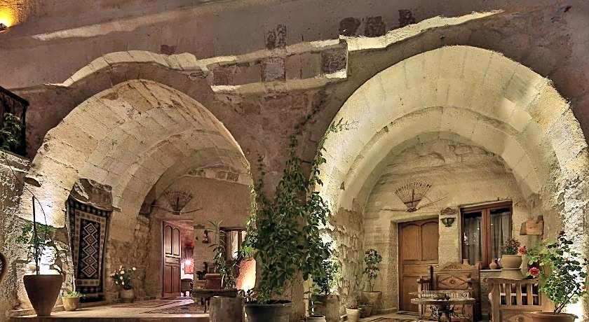 Chelebi Cave House Hotel