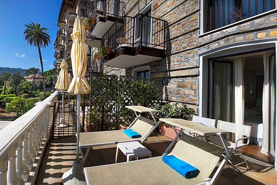 Excelsior Palace Hotel