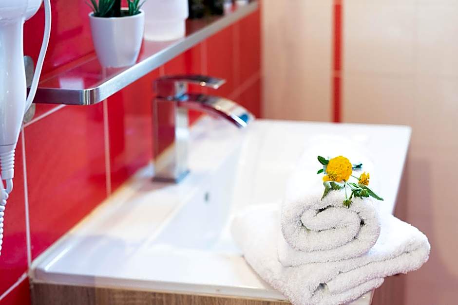 3Aktes Suites & Studios