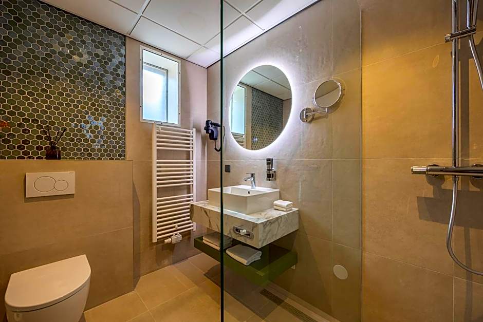 Leonardo Hotel Breda City Center