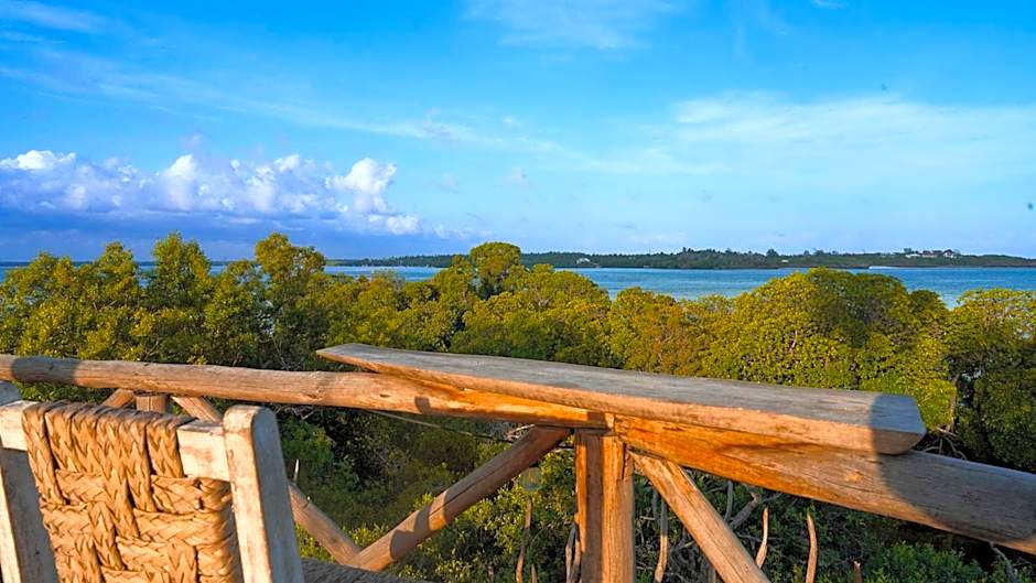 The Mida Creek Hotel
