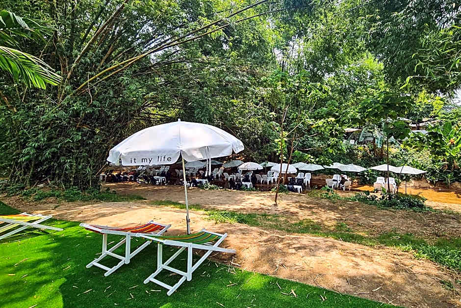 It my life cafe x camp