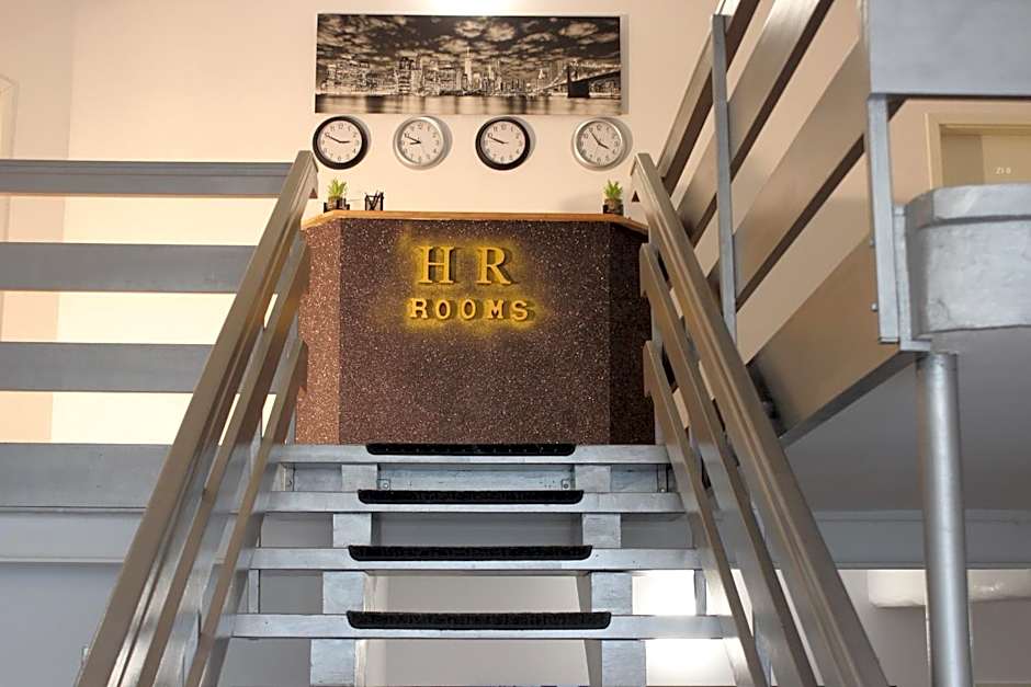 HR RoomS