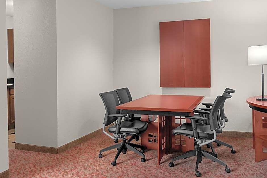 Larkspur Landing Extended Stay Suites Renton