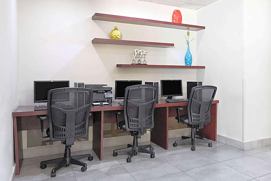 Wyndham Garden Monterrey Aeropuerto