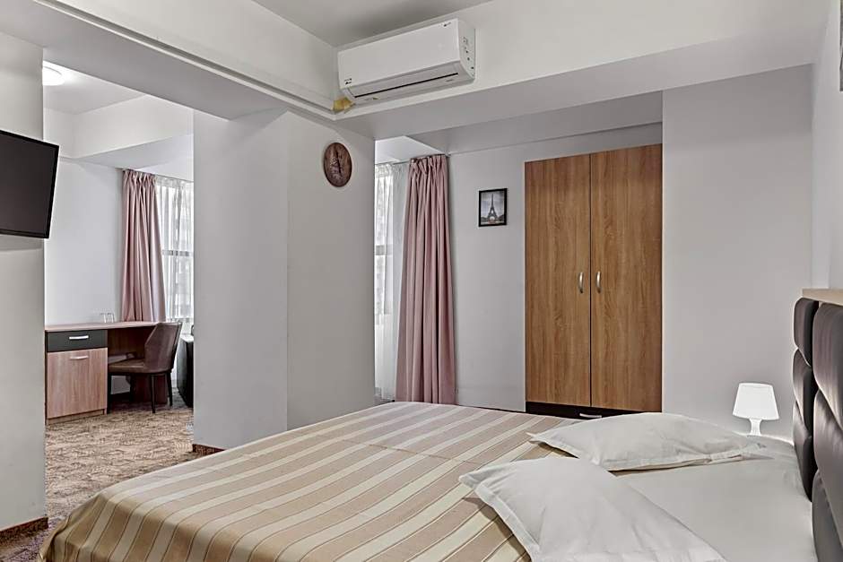 Lina Hotel