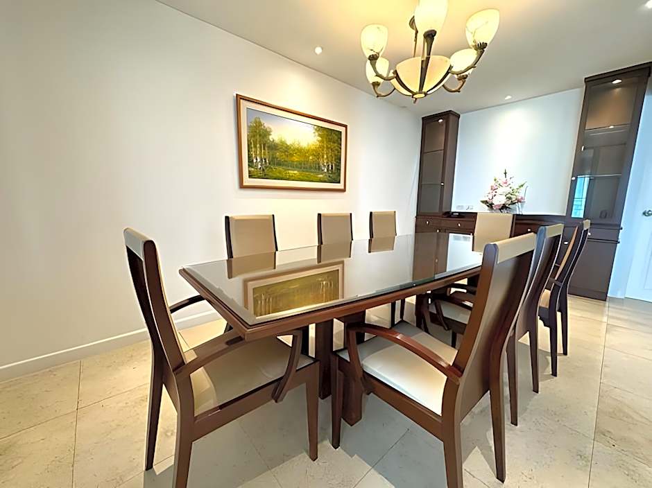 Thomson Residence Hotel