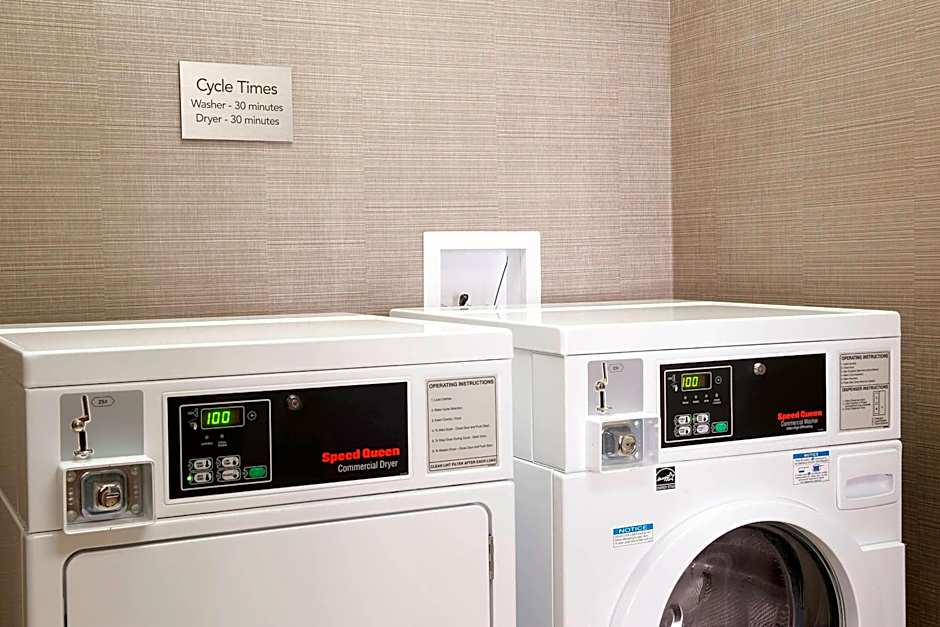 Courtyard by Marriott Chicago Glenview/Northbrook