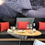 ibis Paris Canal Saint Martin