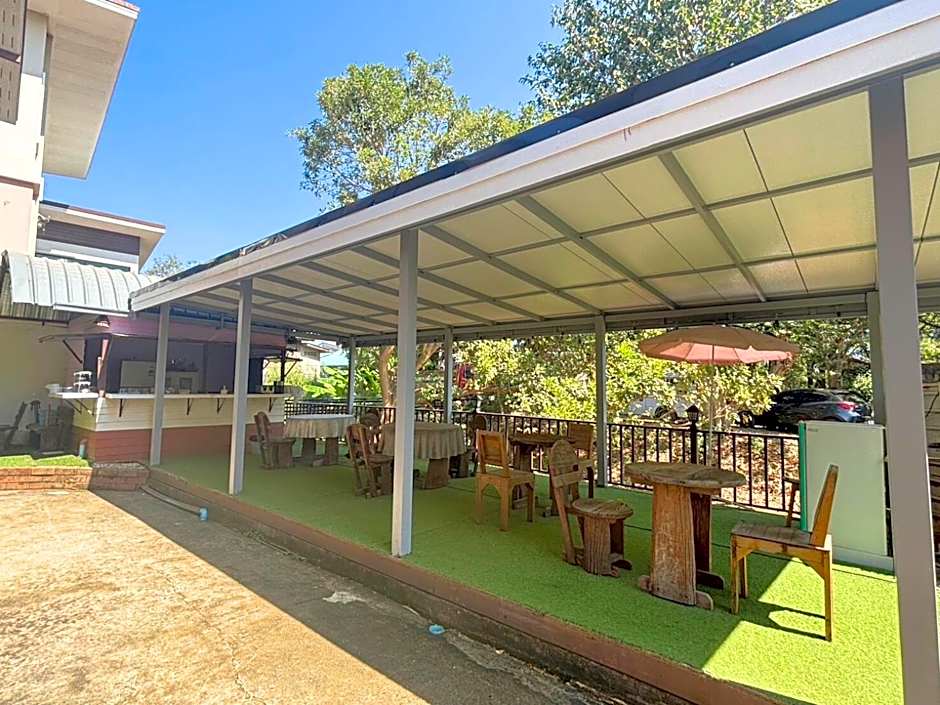 Pan Din Boutique Guest House