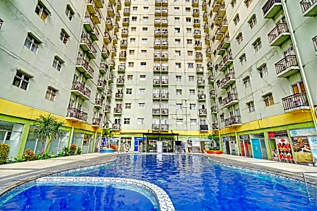 OYO Life 92984 The Suites Metro Apartement By Echie Property