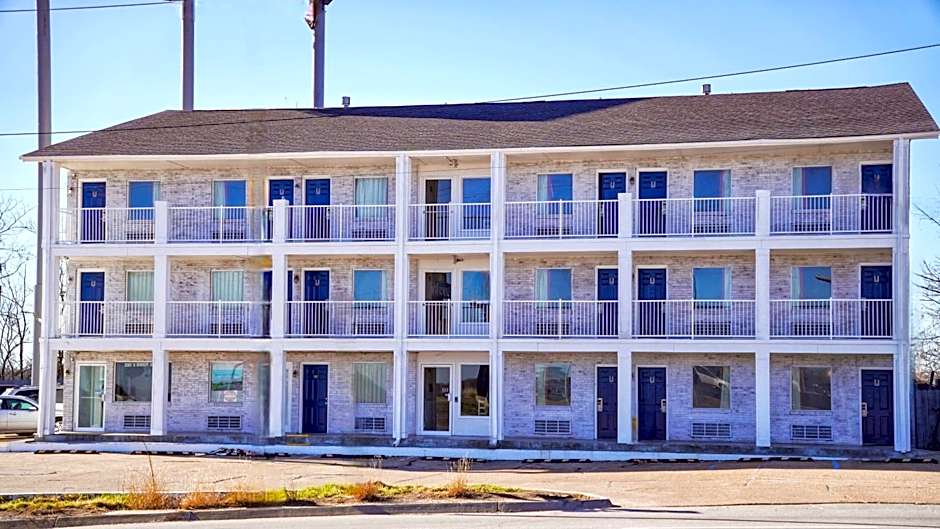 Motel 6-Rolla, MO