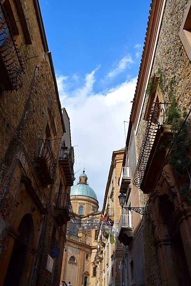 Suite D'Autore Art Design Gallery