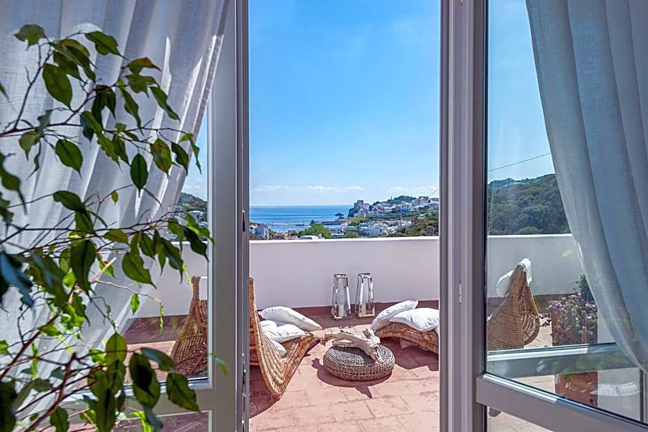 Hotel Chiaia Di Luna