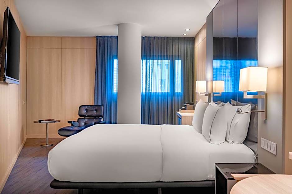 AC Hotel by Marriott Sants