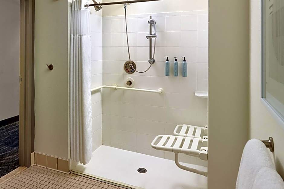 Courtyard by Marriott Warner Robins