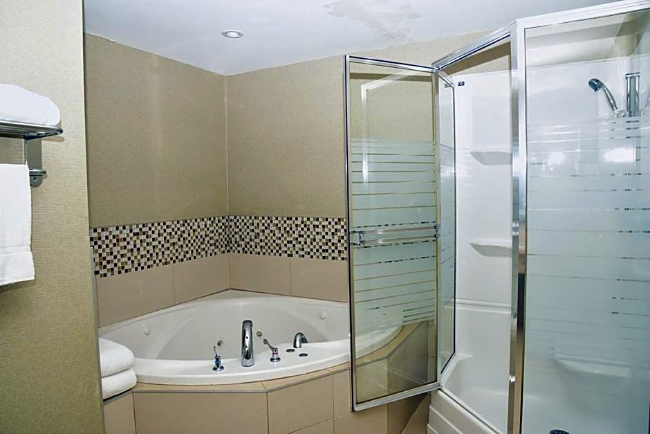 Days Inn by Wyndham Ottawa