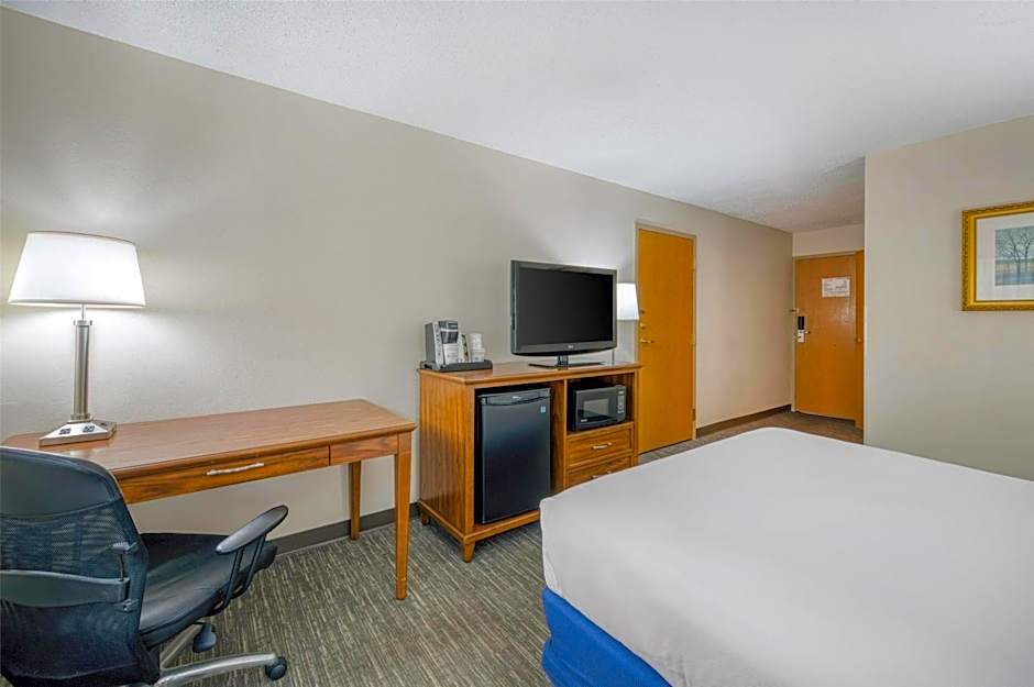 SureStay Plus Hotel by Best Western Elizabethtown Hershey