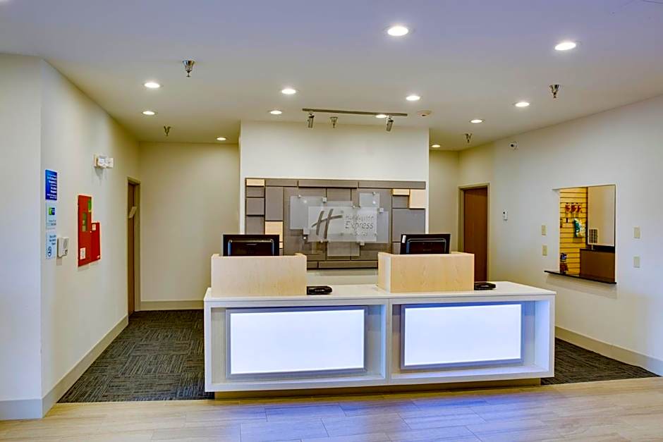 Holiday Inn Express Hotel & Suites Oklahoma City-Bethany By IHG