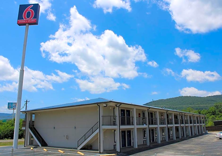 Studio 6 Suites Chattanooga TN Lookout Mtn.