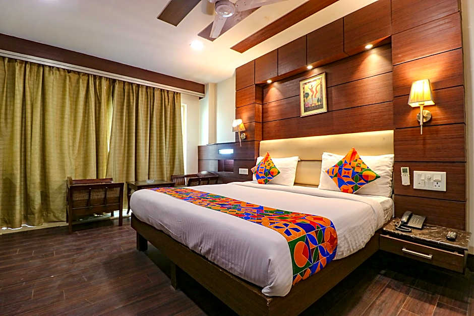 FabHotel Admire Suites