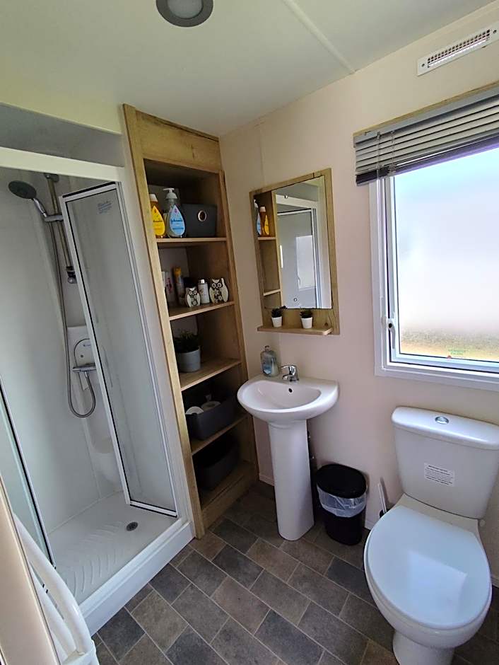 STATIC CARAVAN HOTEL in EDINBURGH