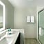 Holiday Inn Express & Suites Salisbury by IHG