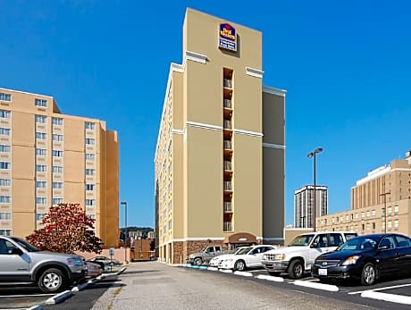 Quality Inn & Suites Charleston