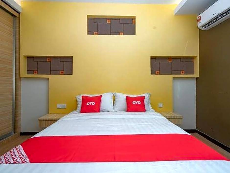 OYO 90324 Muar Station Hotel