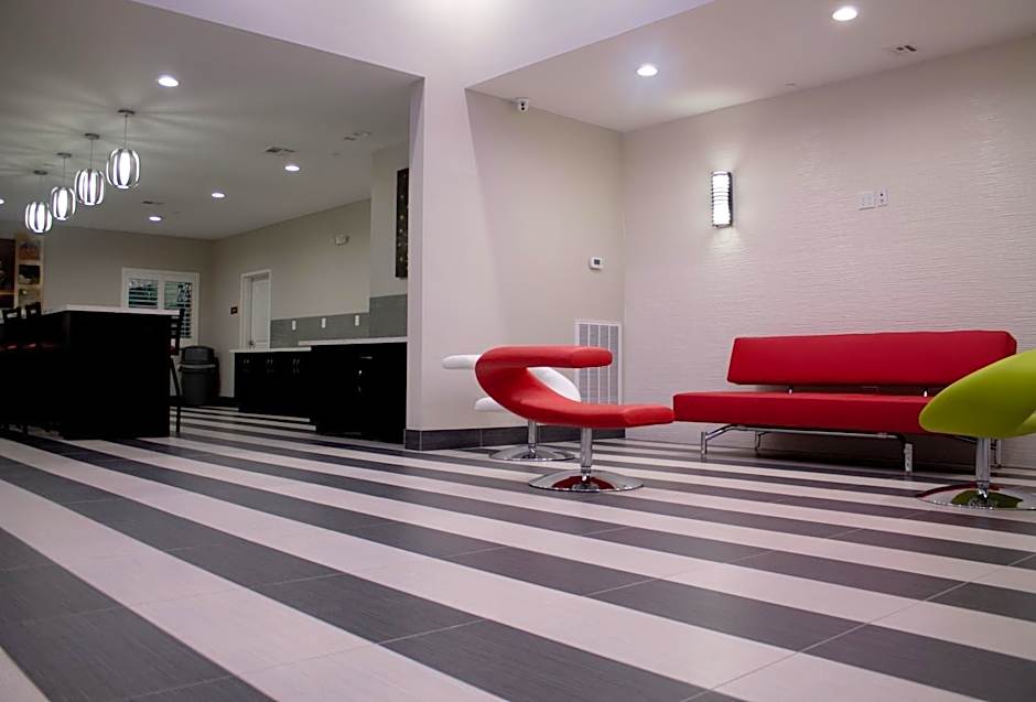 Grand Villa Inn & Suites Westchase