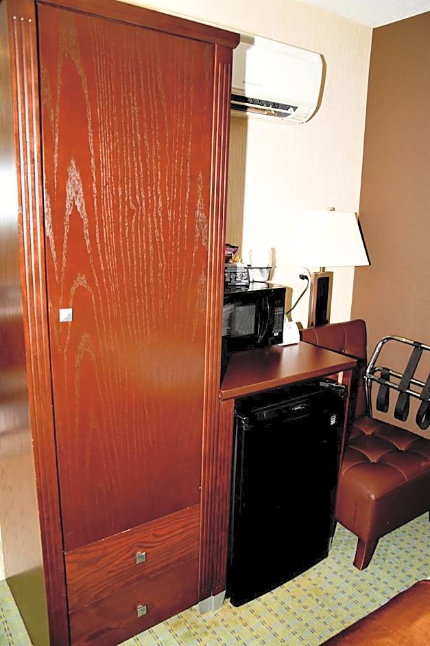 Coast Lethbridge Hotel & Conference Centre