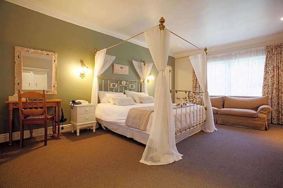 Tsitsikamma Village Inn