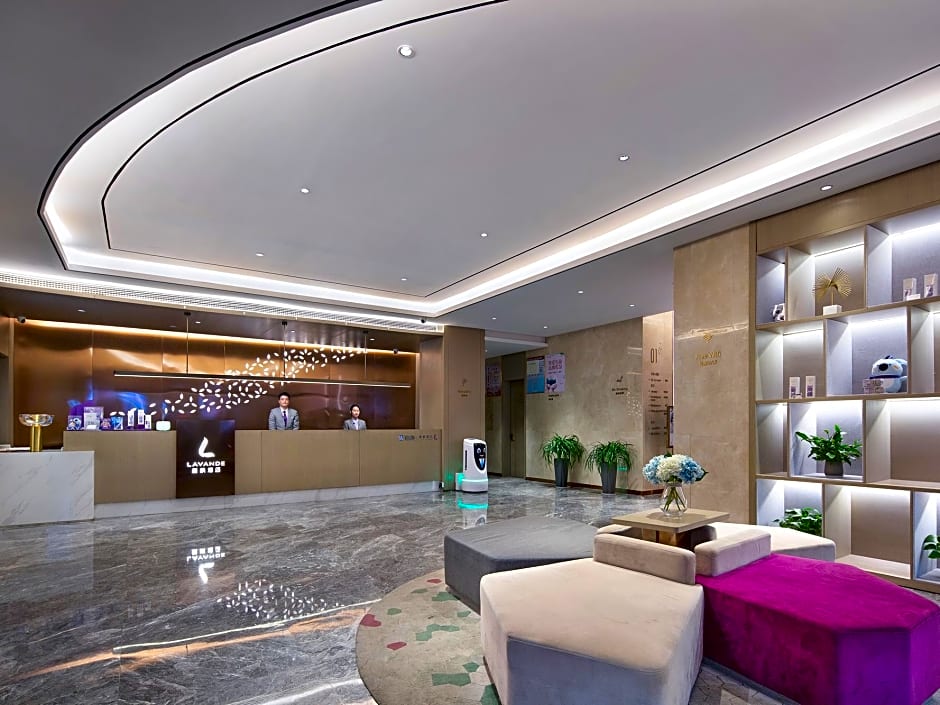 Lavande Hotel Yueyang East High-speed Railway Station Walmart