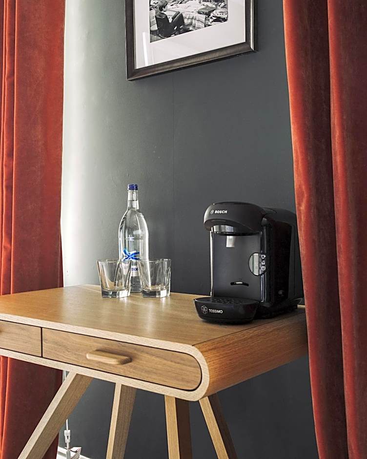 The Porterhouse grill & rooms