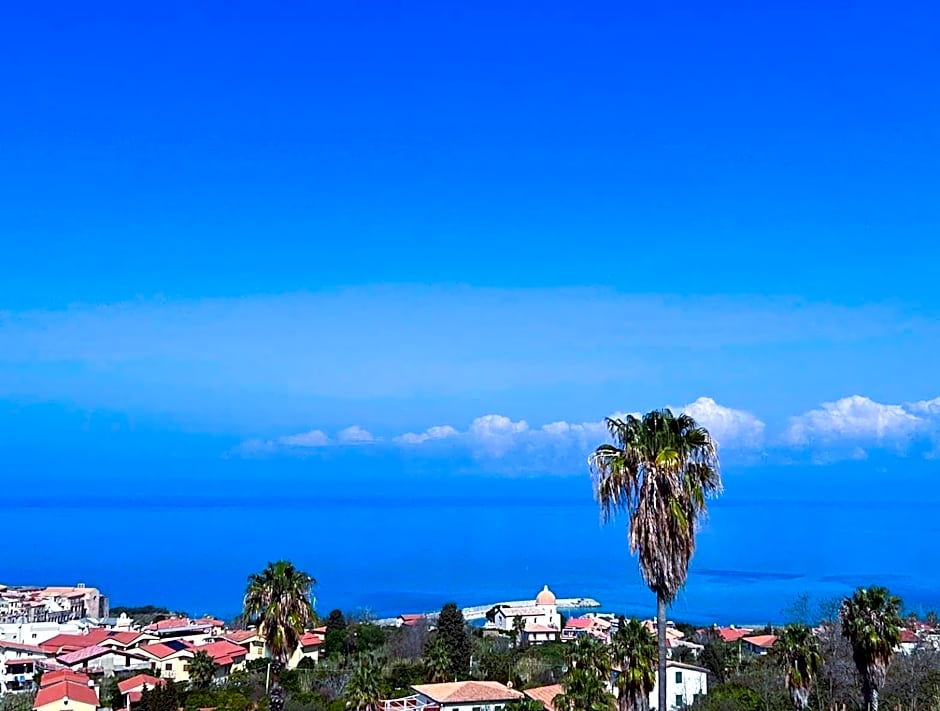 Hotel Calysea Tropea - Breakfast & Brunch Until 13-00 Included - Free Private Parking