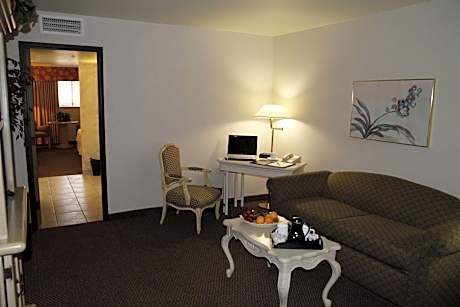 King Room - Mobility Access/Non-Smoking