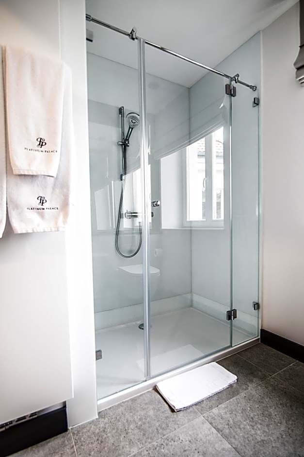 Platinum Palace Residence Boutique Hotel