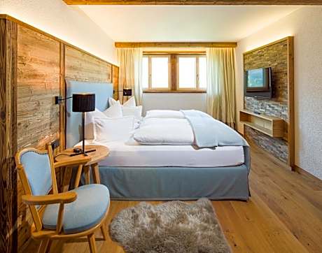 Junior Suite with Balcony