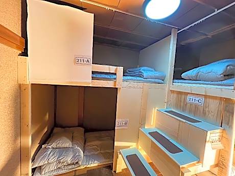 Bed in 4-Bed Dormitory Room