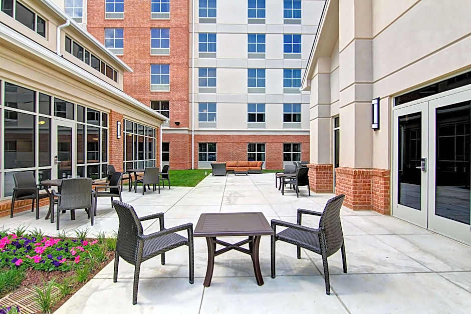 Homewood Suites by Hilton Woodbridge