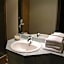Logis Hotel L'ange Couronne