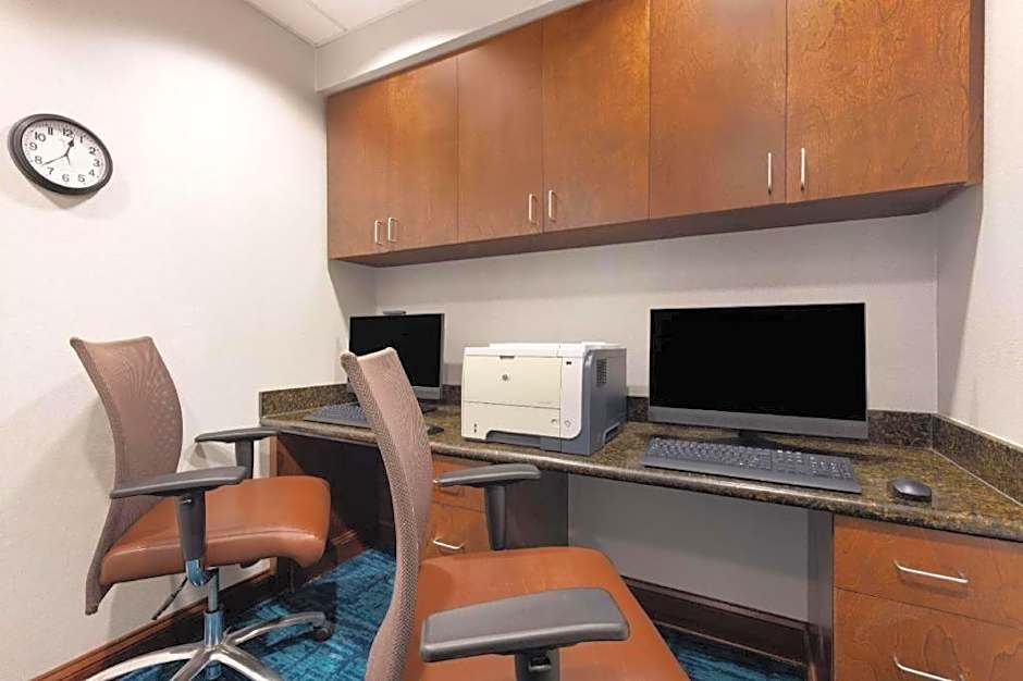 Hampton Inn By Hilton And Suites Savannah-Airport